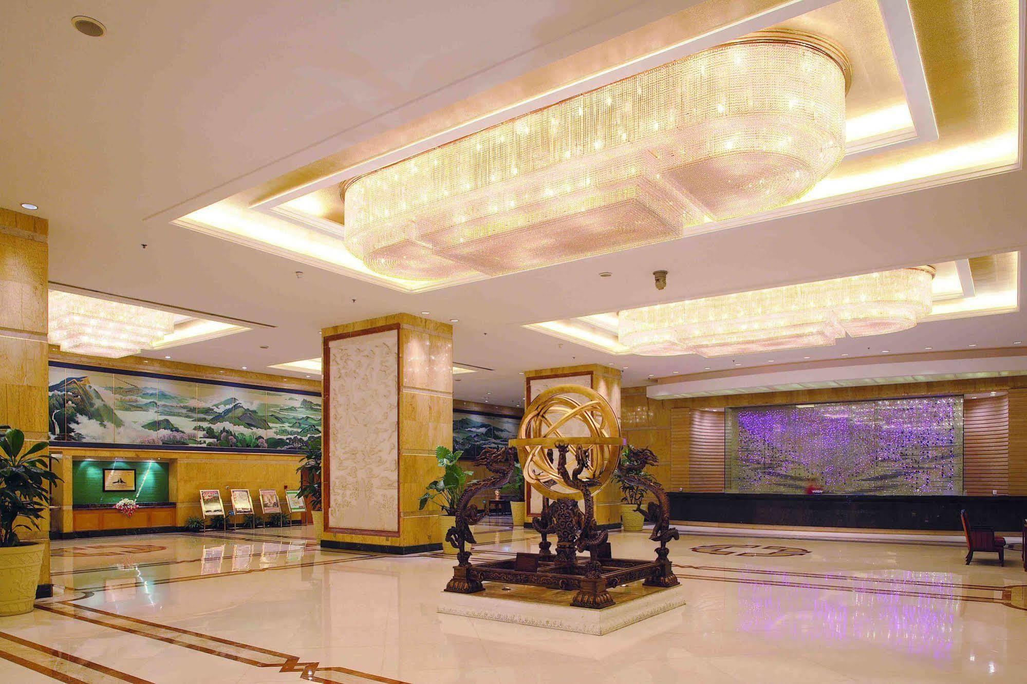 Jinling Purple Mountain Hotel Shanghai（Shanghai Grand Trustel Purple Mountain Hotel） Exterior foto